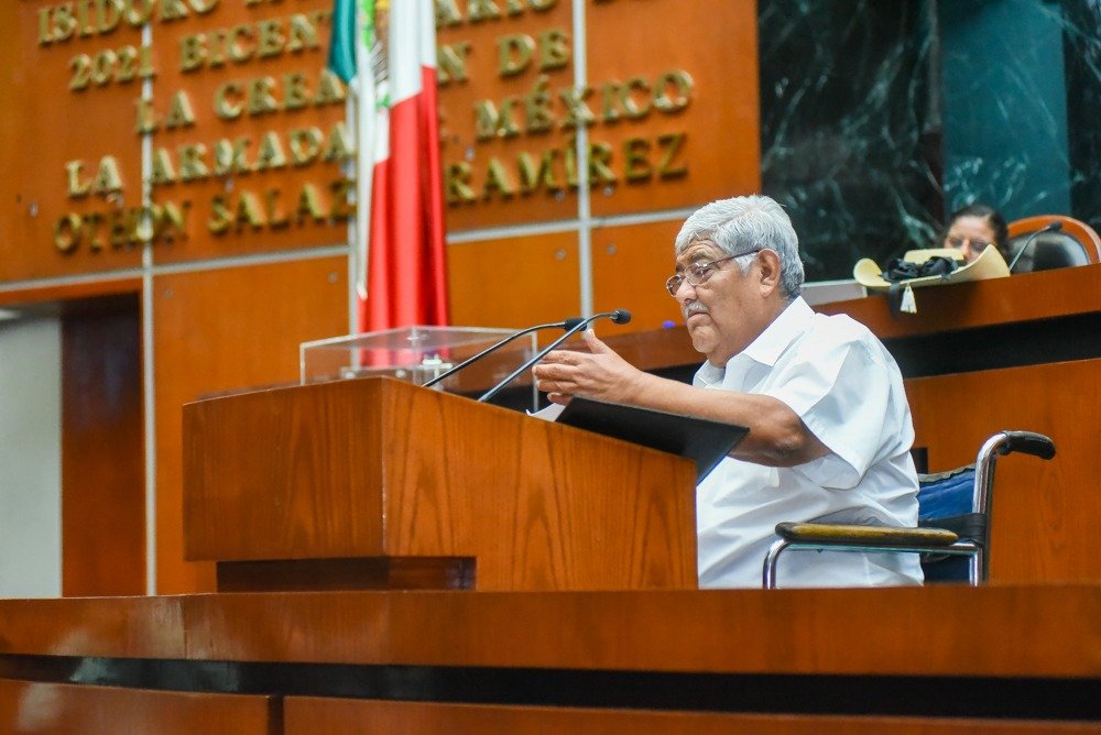Diputado propone eliminar “ultrajes a la autoridad” en el código penal por ser inconstitucional