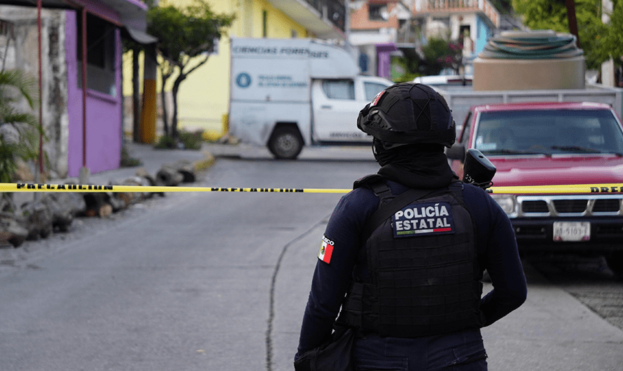En Acapulco… Arrojan a otro ejecutado envuelto en una sábana en la colonia La Garita