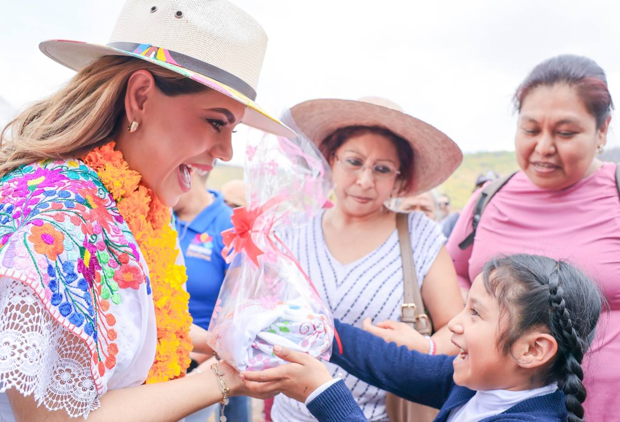 “La justicia social se construye con obras, con acciones y con la voluntad de transformar la vida de los pueblos”: Evelyn Salgado