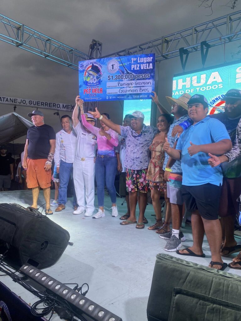 Capturan ejemplar histórico en el 40º Torneo Internacional de Pesca del Pez Vela