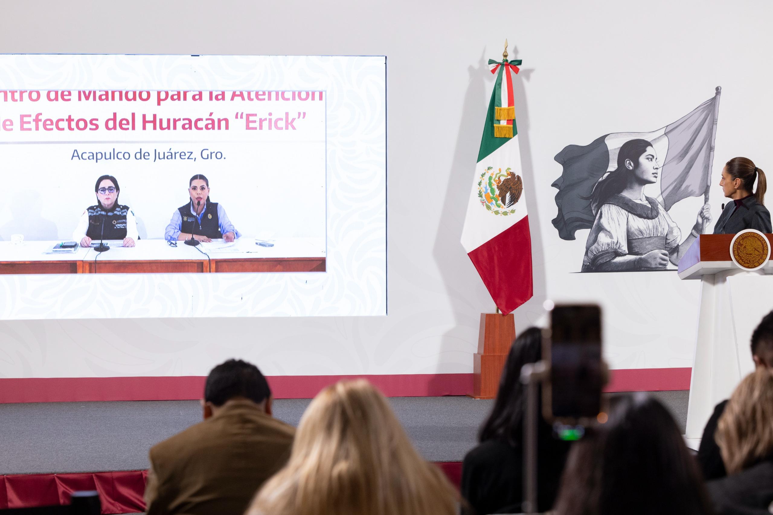 Presidenta Claudia Sheinbaum llama a habitantes de las costas de Guerrero y Oaxaca a seguir con cautela ante huracán Erick; agradece por acatar recomendaciones