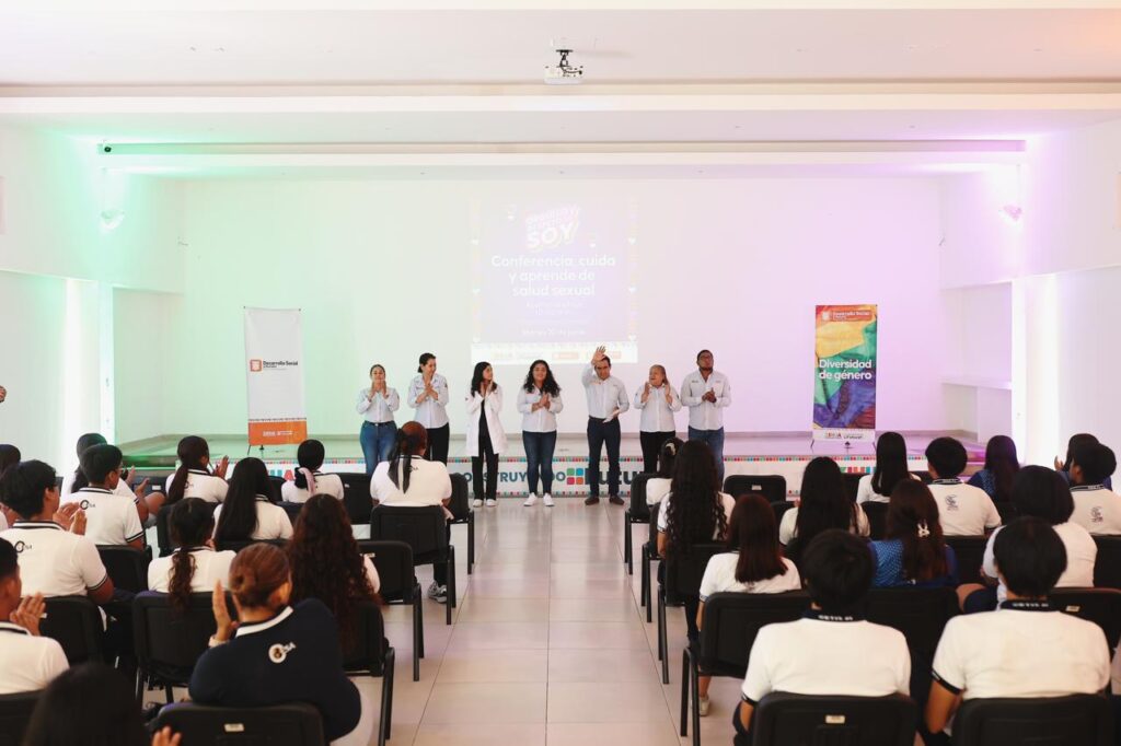 Gobierno de Lizette Tapia Castro atiende temas de salud entre los jóvenes