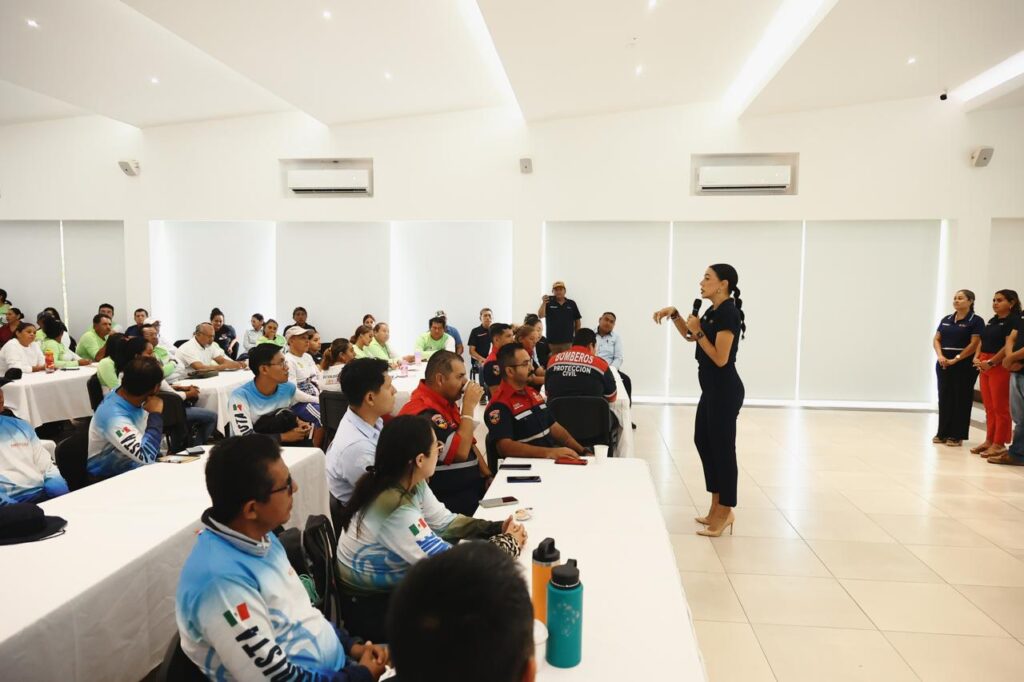 Presidente Lizette Tapia Castro refrenda compromiso de seguir protegiendo a las tortugas y demás fauna marina
