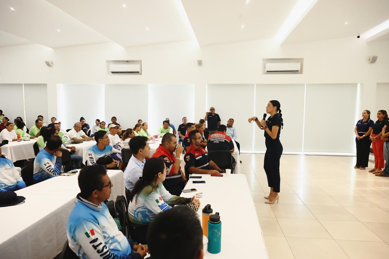 Presidente Lizette Tapia Castro refrenda compromiso de seguir protegiendo a las tortugas y demás fauna marina