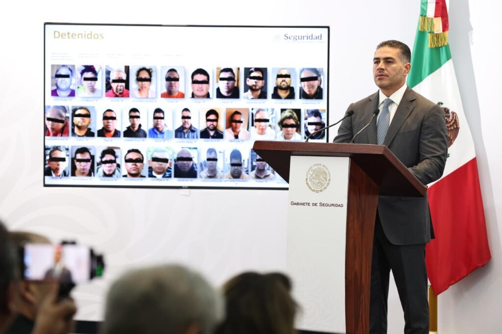 Desmantelan red criminal de robo de hidrocarburos con 32 detenidos y casi 16 millones de pesos asegurados