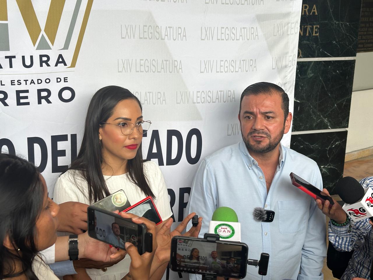 Sigue la polémica sobre los 898 mdp que Abelina López no ha comprobado a la ASE