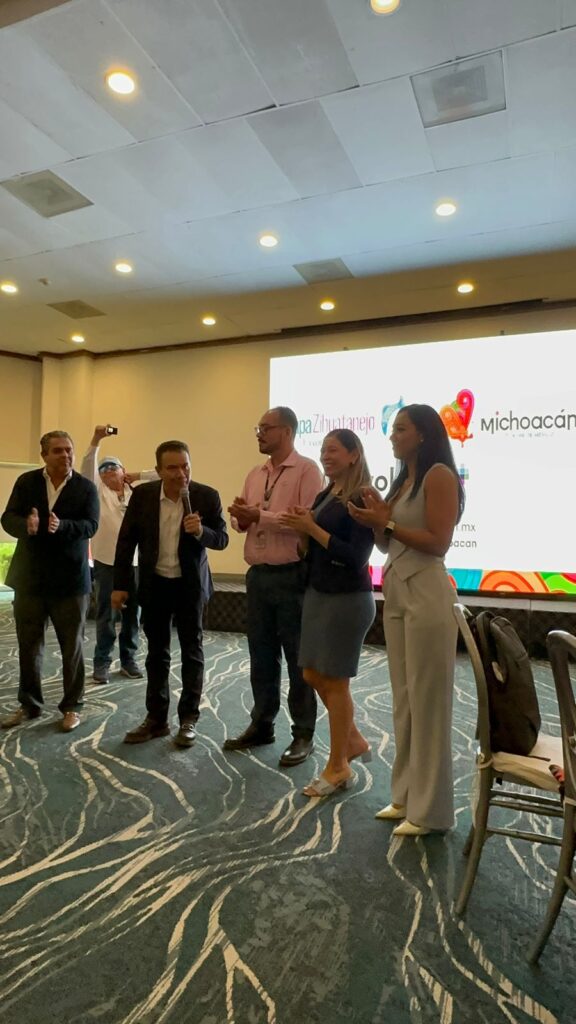 Anuncian en Michoacán el vuelo Zihuatanejo–Morelia