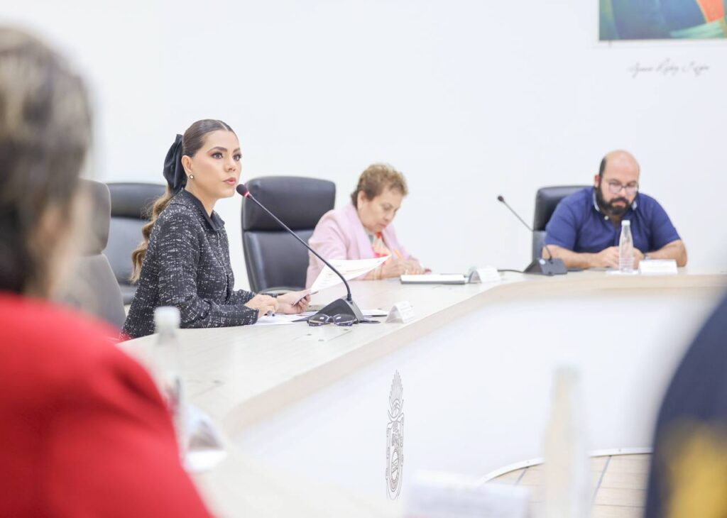 Evelyn Salgado prioriza atención a damnificados por Erick