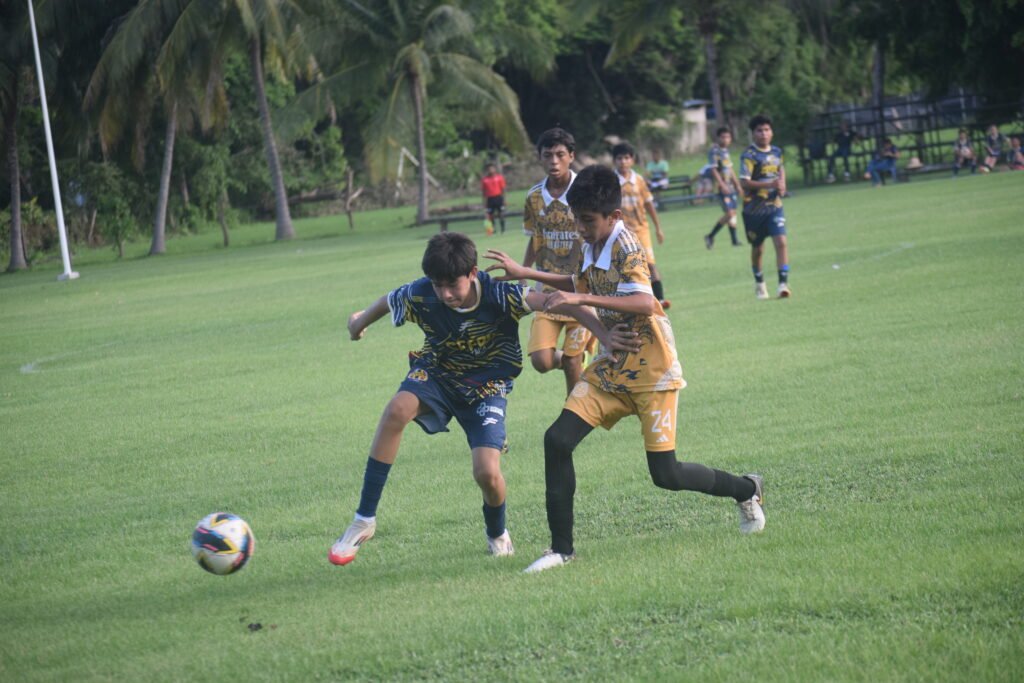 CEFOR Ixtapa se impone y avanza a la final de la liga municipal juvenil