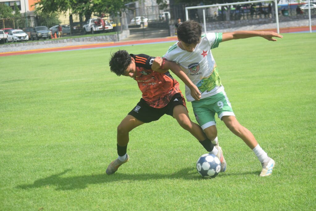 Los Iguaneros de Pantla cierran con goleada y avanzan a liguilla