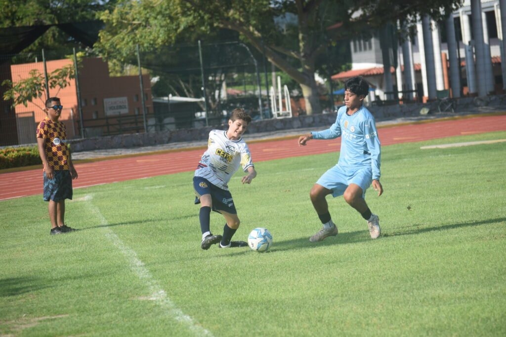 Cefor Ixtapa gana 1-0 a Súper Campeones y avanza hacia la liguilla