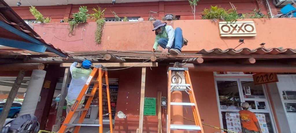 Gobierno de Lizette Tapia Castro atiende la imagen de Zihuatanejo
