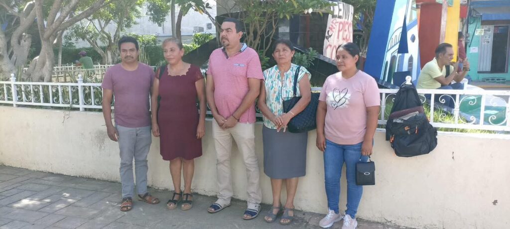 Padres de familia denuncian abandono en Secundaria Técnica 76 de El Paraíso, Atoyac