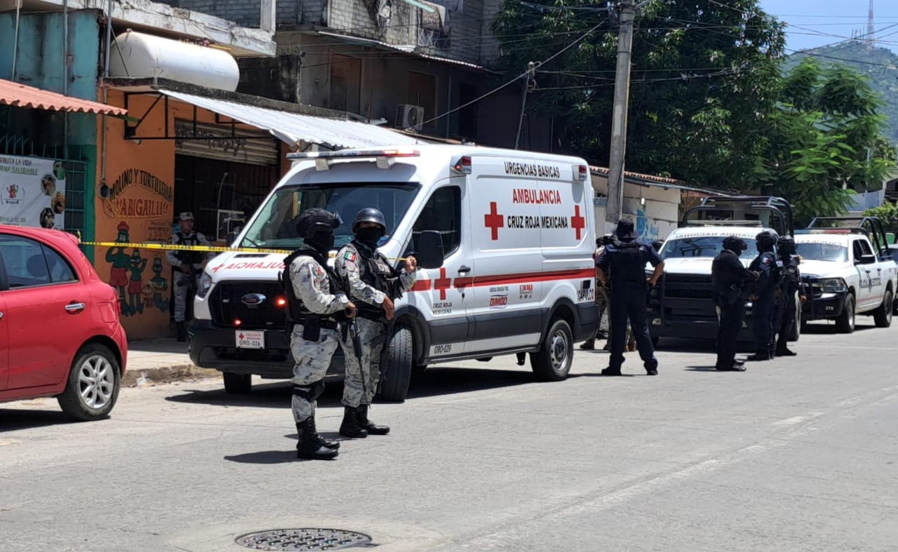 En Acapulco… Hombre es gravemente herido a balazos afuera de una tortillería