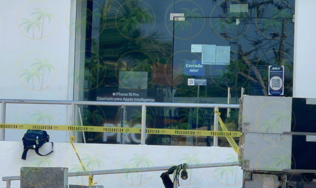 Protección Civil clausura Centro de Atención a Clientes Ixtapa