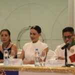 Asiste Lizette Tapia Castro al cambio de mesa directiva del Club Rotario Zihuatanejo.