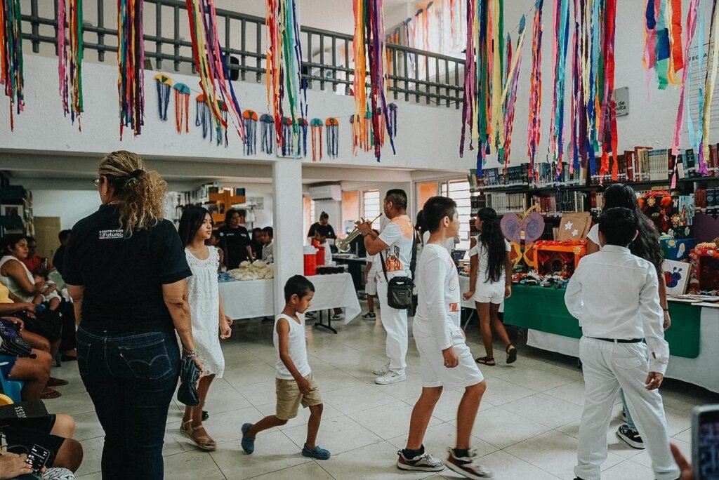 Culminan con éxito cursos de verano en bibliotecas del municipio