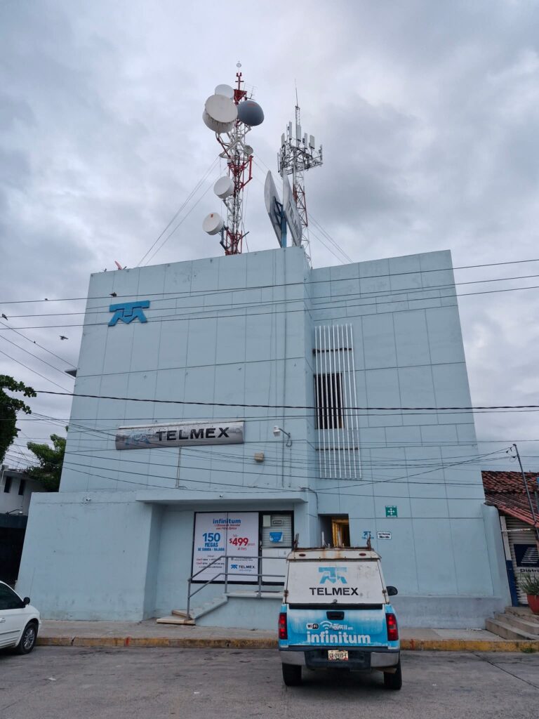 En Atoyac: Comunidades sin luz ni telefonía desde hace cinco días