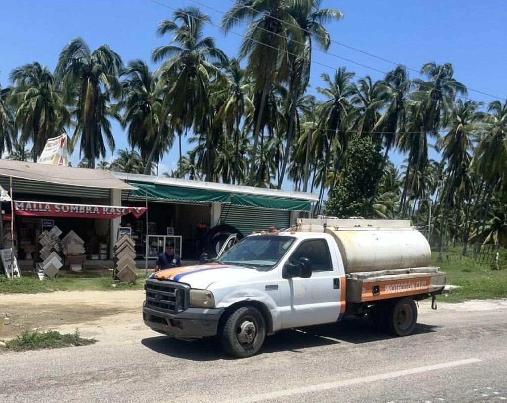 “Solo 20 litros de gasolina al día”: denuncian abandono de unidades de emergencia en Coyuca de Benítez