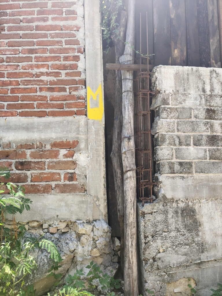 Ciudadana denuncia abuso de funcionaria municipal en Técpan