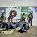 Decomisan autoridades estatales y federales más de 200 kilos de presunta droga y armamento en el municipio de Copalillo
