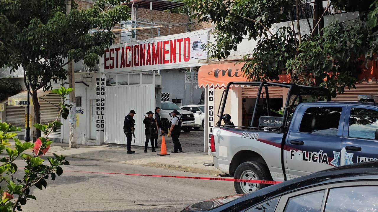 Violencia imparable en Chilpancingo… Tenía 14 años el ejecutado en el estacionamiento frente al IMSS
