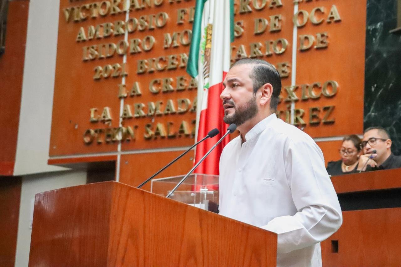 Mantiene el Congreso ruta de diálogo y consenso para desahogar temas legislativos: Urióstegui