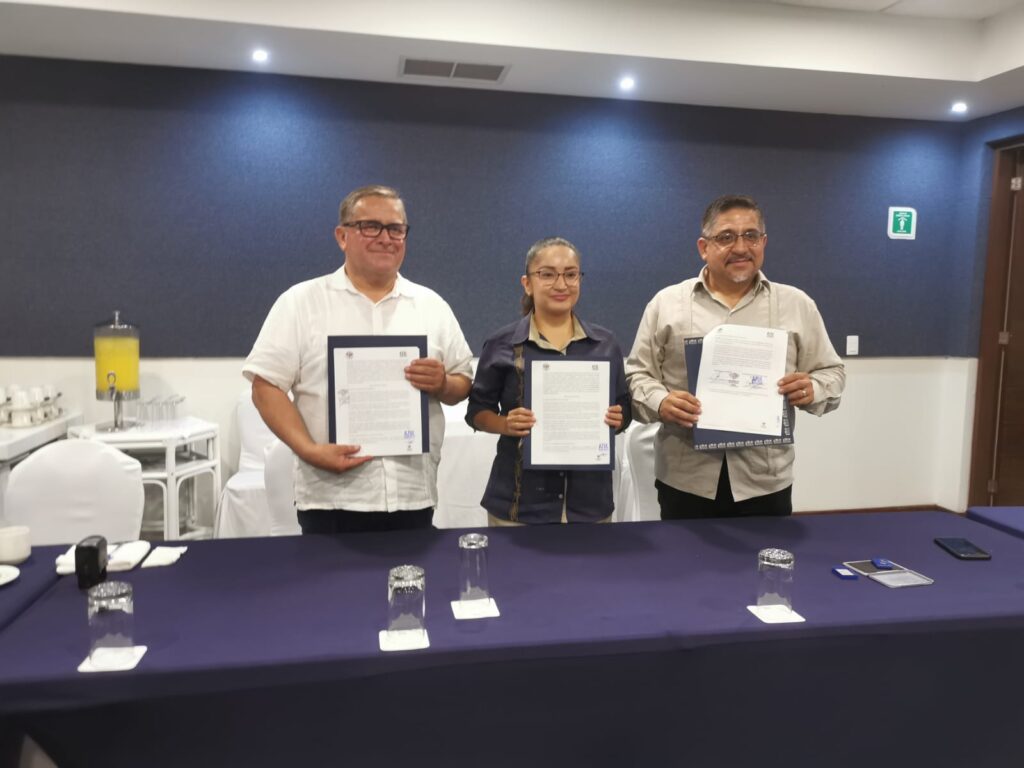 Hoteles Azul Ixtapa y Universidad Santander firman convenio de becas para fortalecer la educación en el sector turístico