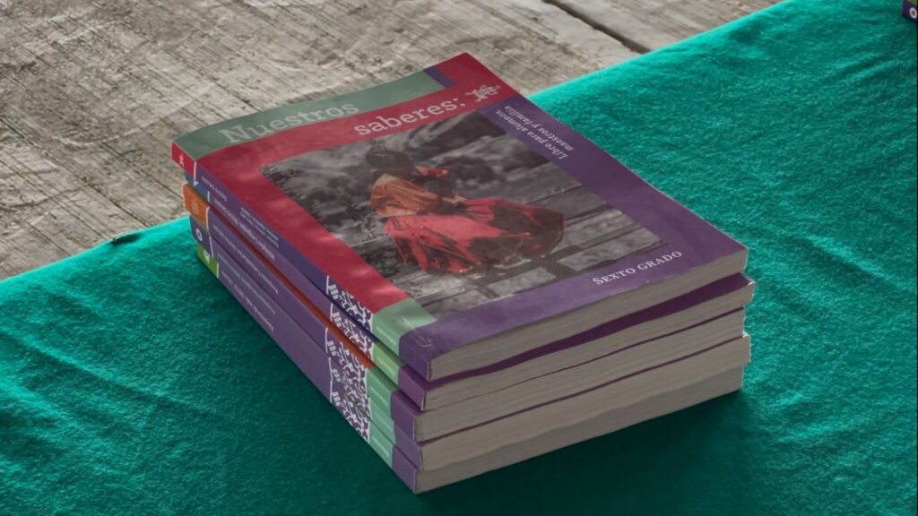 Inconclusa entrega de libros en algunas escuelas, señalan padres