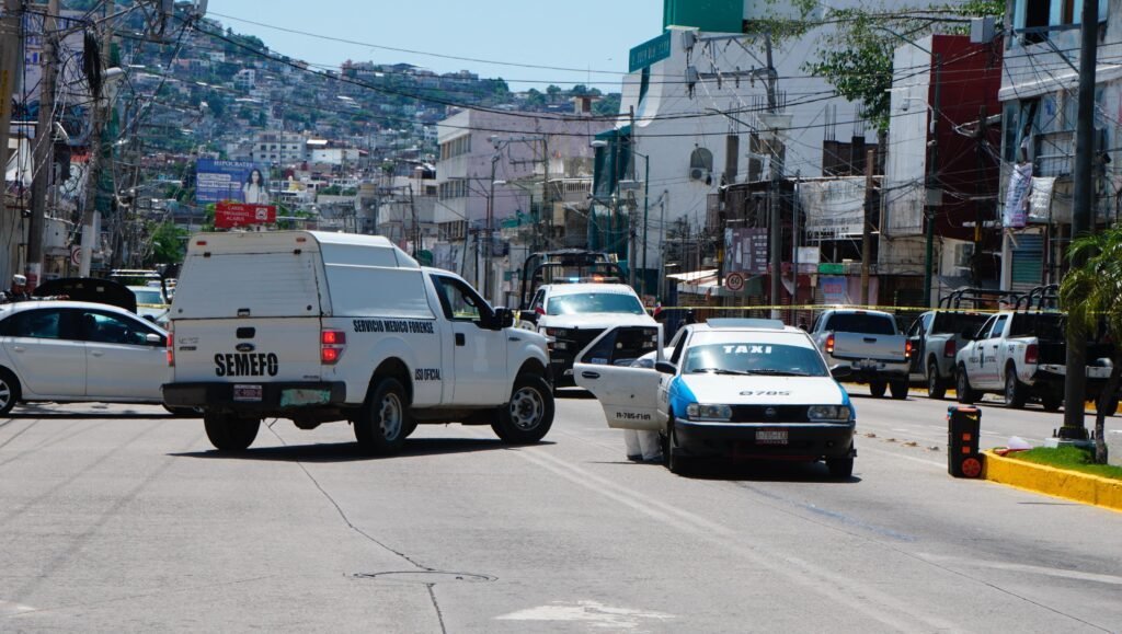 Ejecutaron a balazos a otro taxista en Acapulco
