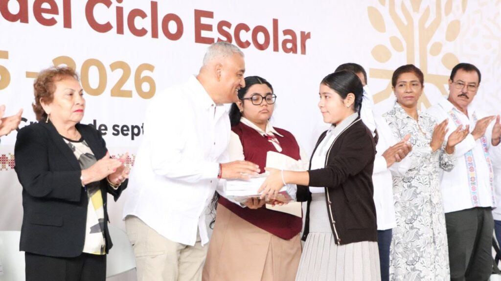 Inicia el ciclo escolar en más de 14 mil escuelas de todos los niveles educativos de Guerrero: SEG