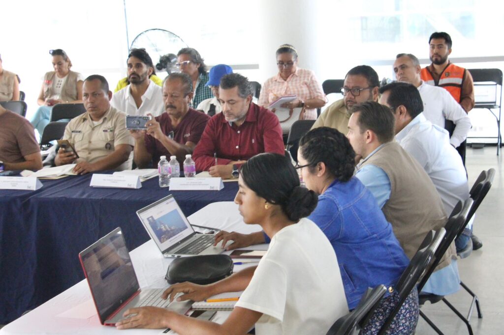 Gobierno de Guerrero participa en mesa de trabajo para el ordenamiento integral de playas en Acapulco