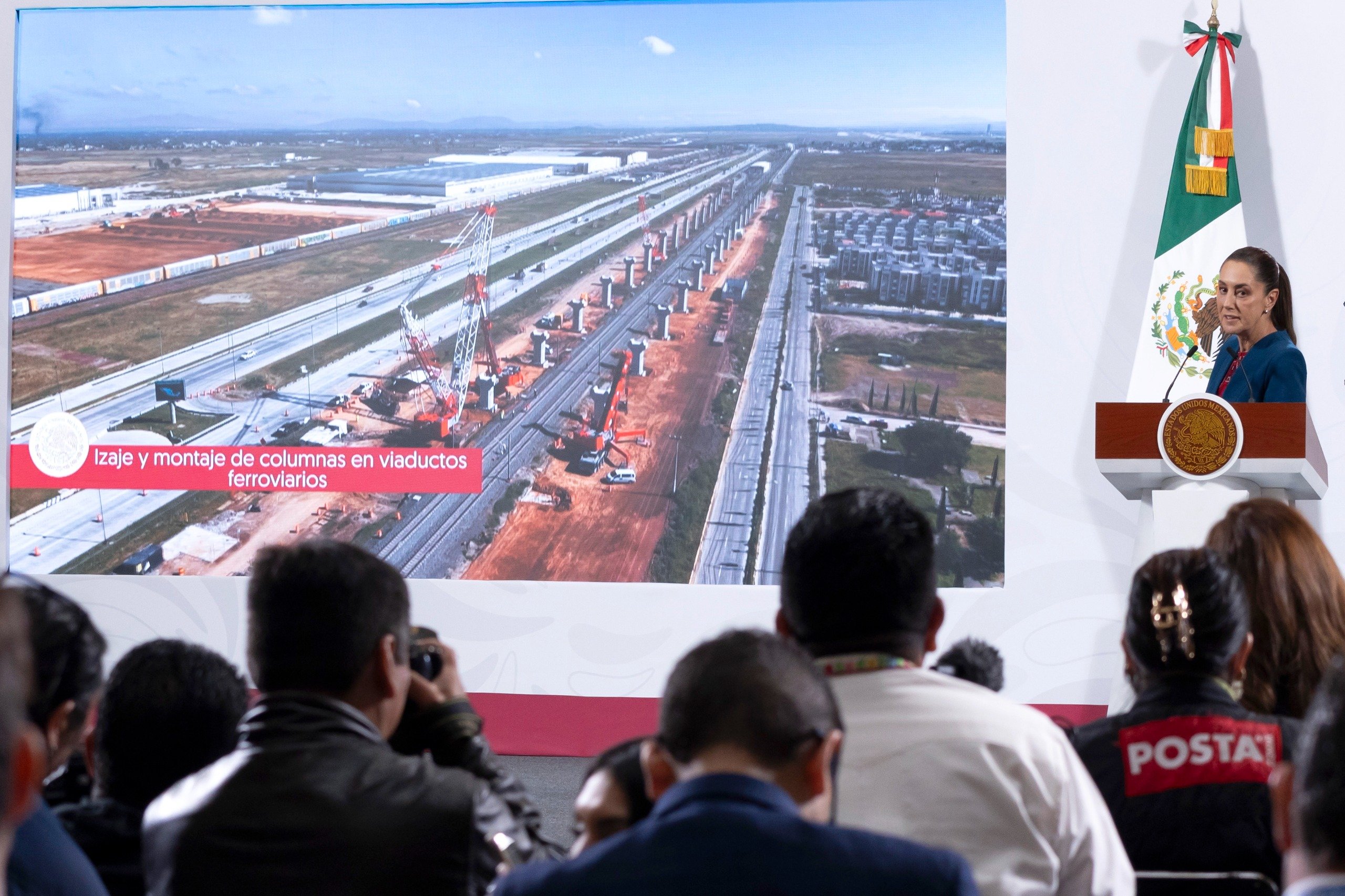 Liberación de derecho de vía para trenes de pasajeros tiene 66% de avance; “la población ha ayudado muchísimo”: Claudia Sheinbaum