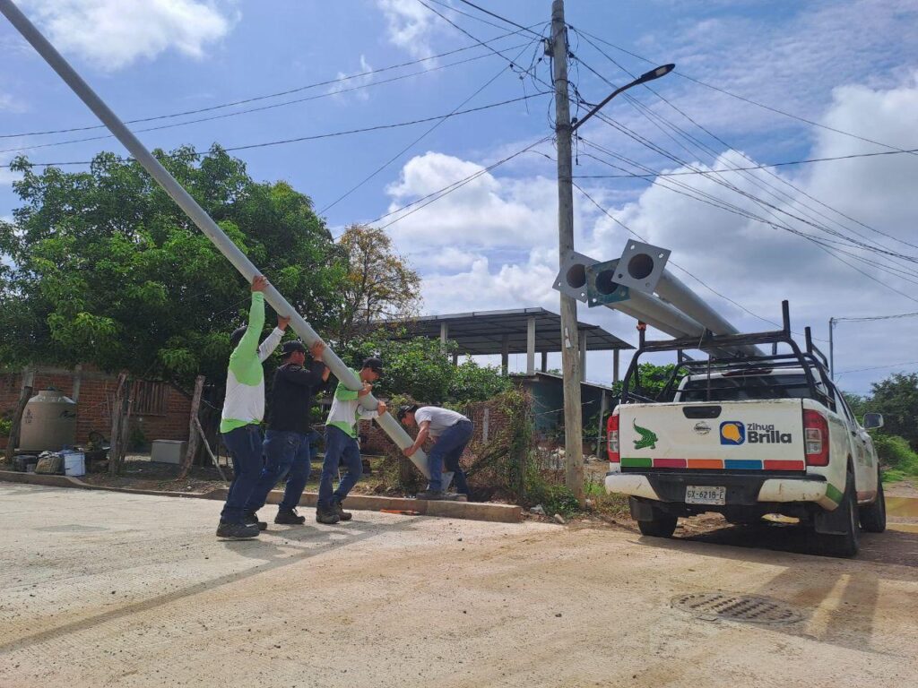 Más iluminación y seguridad para la comunidad de Pantla