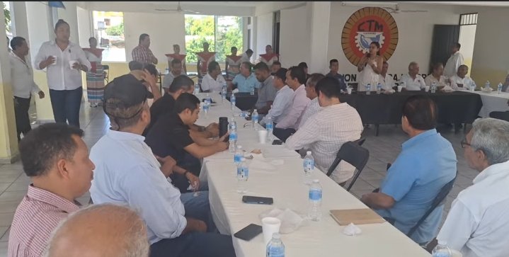 Trabajadores de Coyuca de Benítez denuncian crisis por falta de obras públicas