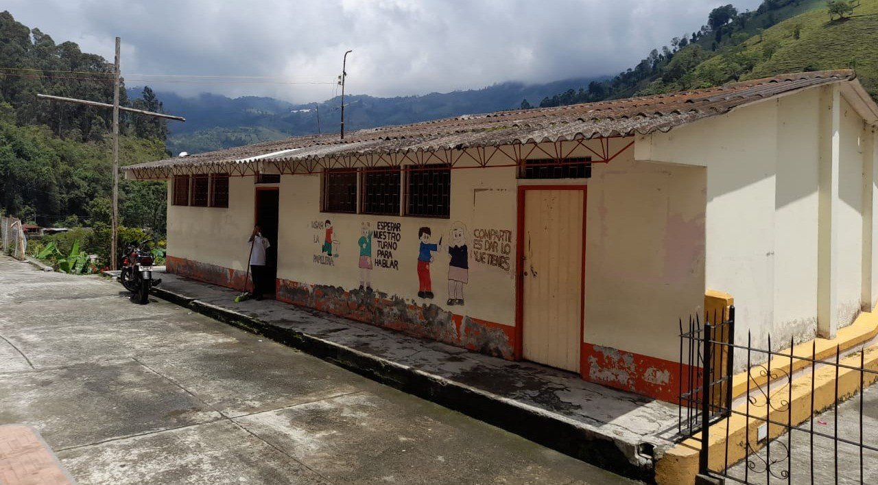 La SEG confirma que no hay casos de sarampión en escuelas de la Montaña Alta