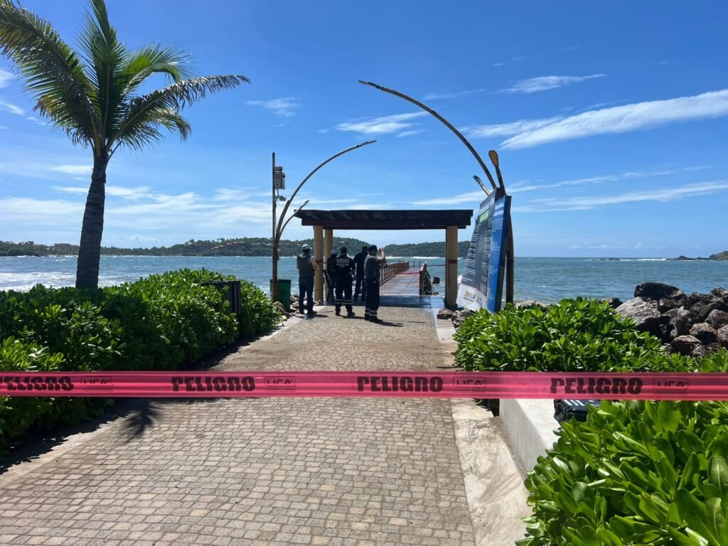 Clausuran muelle de Playa Linda por daños menores