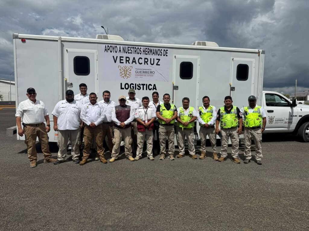 Brigada del CRUM Guerrero brindó atención médica y logística en las zonas más afectadas por las lluvias en Veracruz