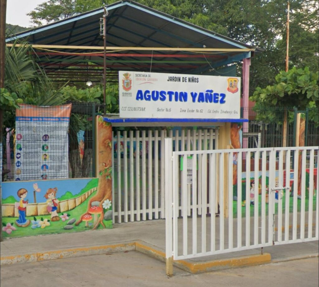 Padres de familia del Jardín de Niños “Agustín Yáñez” expresan inconformidad por nueva cooperación escolar