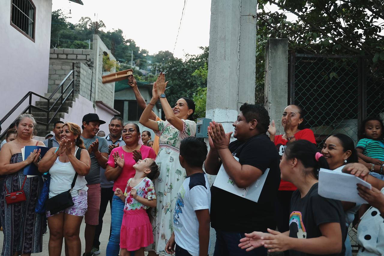 Gobierno de Zihuatanejo mejora la seguridad y movilidad en las colonias Diamante y El Manantial