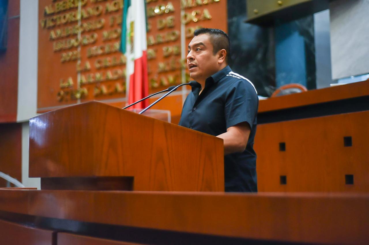 Proponen expedir nombramientos y credenciales a secretarios técnicos del Congreso de Guerrero