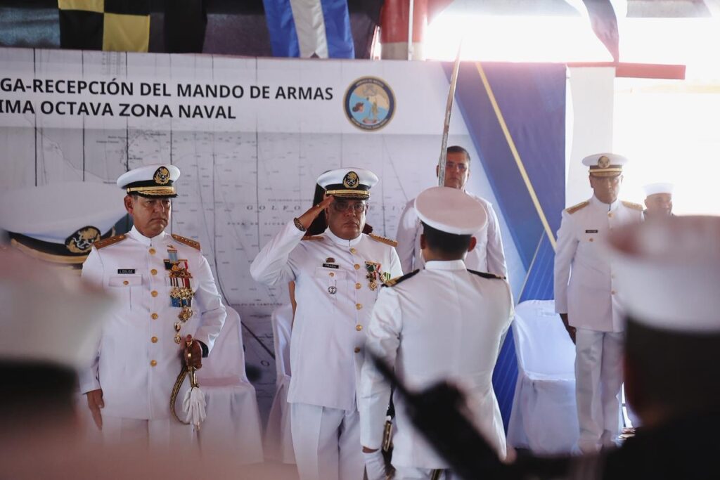 La Décima Octava Zona Naval realiza Ceremonia de Entrega-Recepción del Mando de Armas