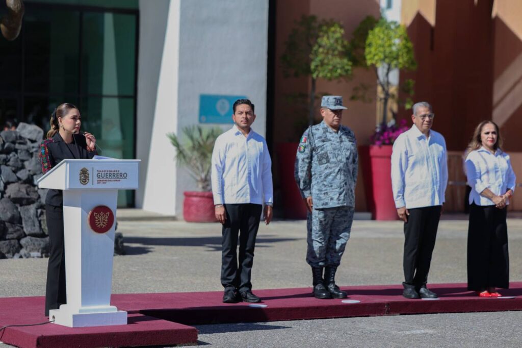 Evelyn Salgado llama a los servidores públicos a servir con honestidad, vocación y compromiso a la población