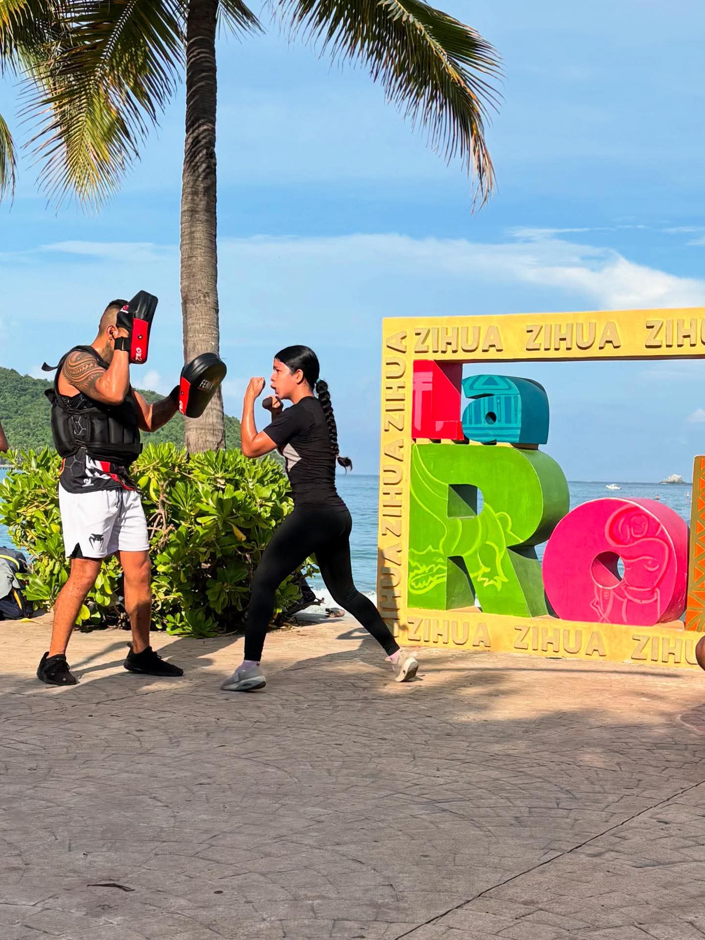 Interés por las artes marciales mixtas crece entre niños, jóvenes y adultos en Zihuatanejo