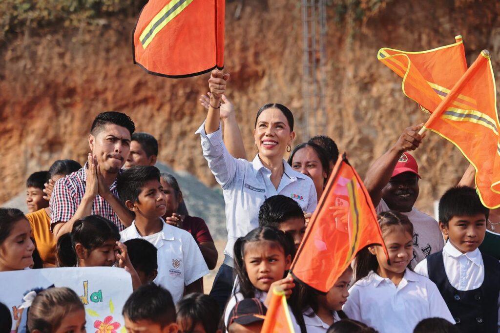 La escuela Nueva Manitoba en México será beneficiada con una importante obra.