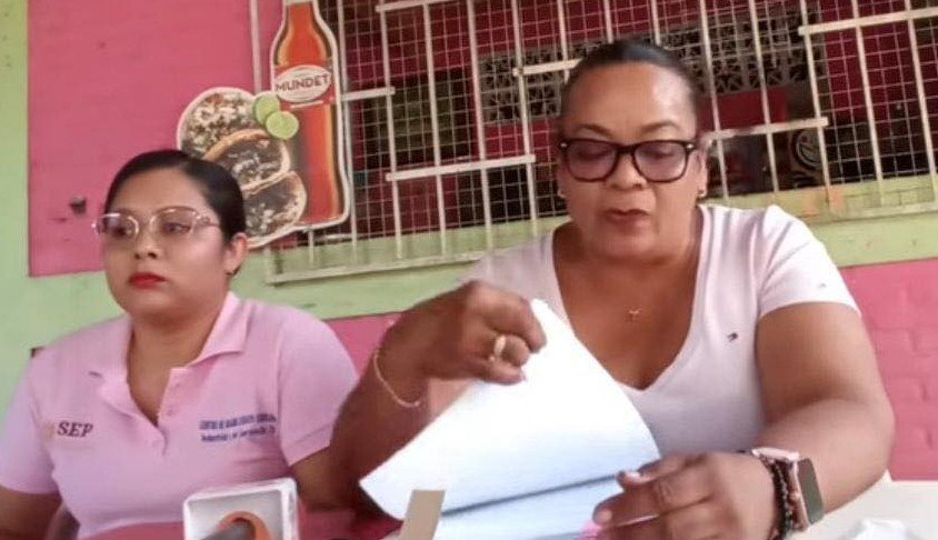 Denuncian acoso laboral dos jefas de departamento del CBTIS 216 en Atoyac