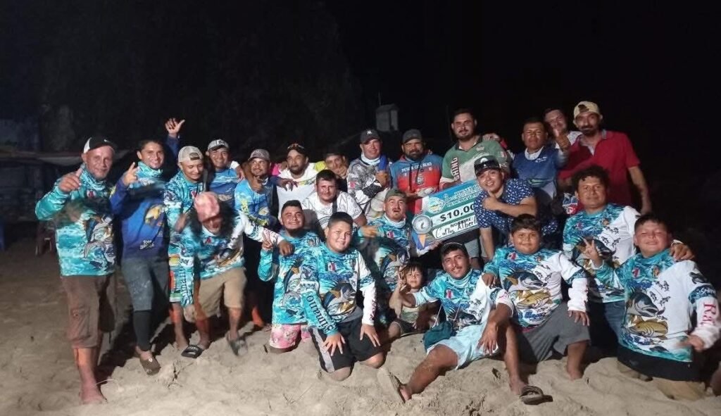 Realizan con éxito el tercer torneo de pesca en Piedra de Tlacoyunque
