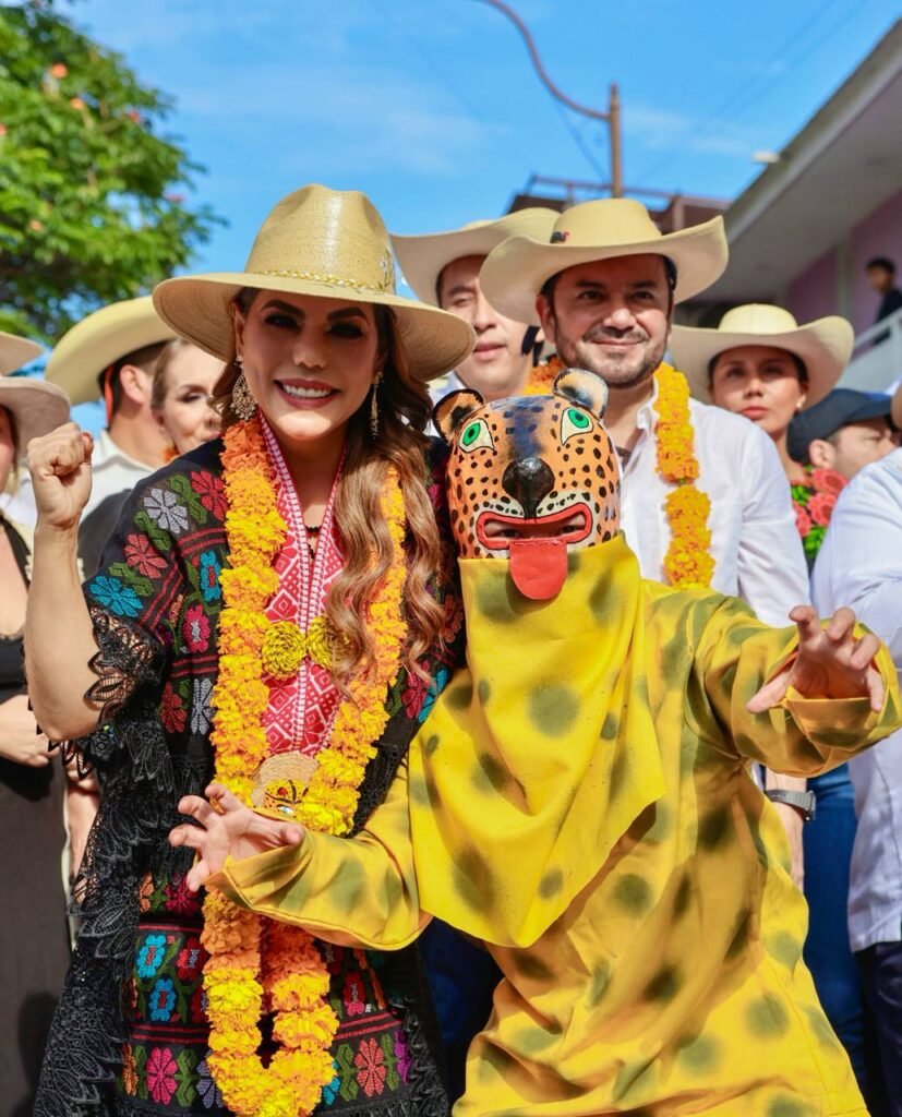 Celebra Evelyn Salgado el Pendón de Chilpancingo en el 200 aniversario de la Feria de San Mateo, Navidad y Año Nuevo