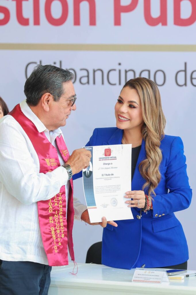 Evelyn Salgado, madrina de la primera generación de la Universidad Virtual de Guerrero