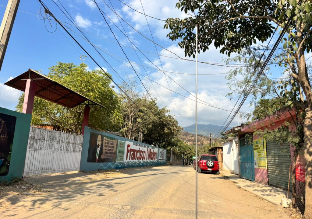 Hallan a hombre sin vida dentro de su vivienda en la localidad de El Coacoyul
